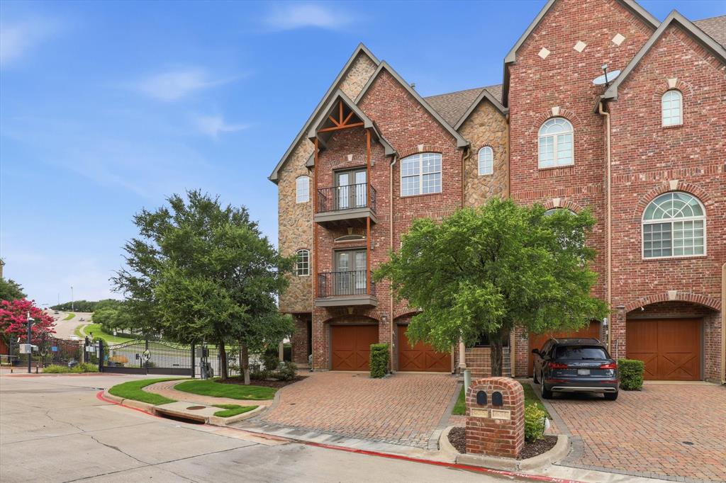 655 Rockingham Drive