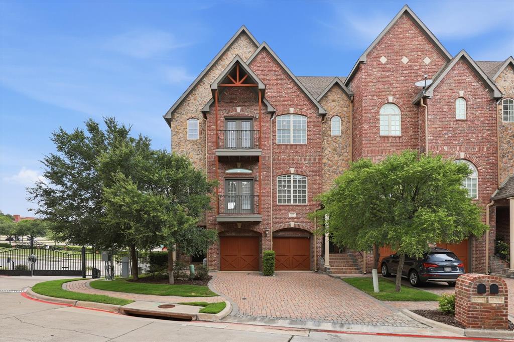 655 Rockingham Drive