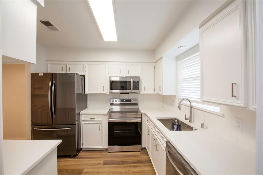 Plano, Texas 75075, United States, 3 Bedrooms Bedrooms, ,2 BathroomsBathrooms,Residential,Pending,135530