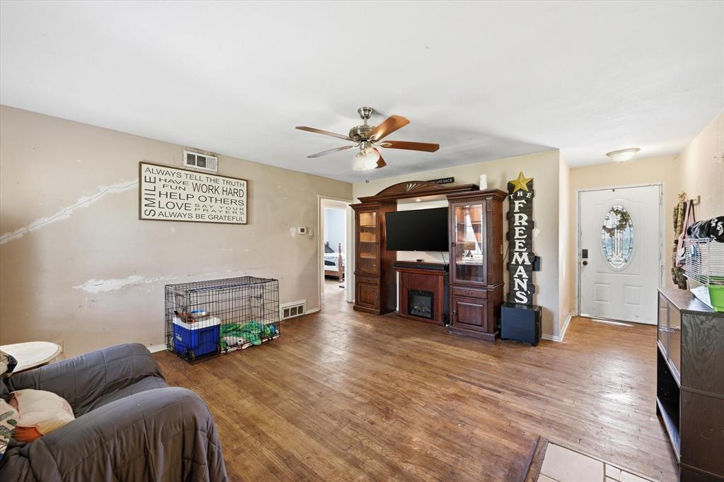 2647 Hearthstone Drive