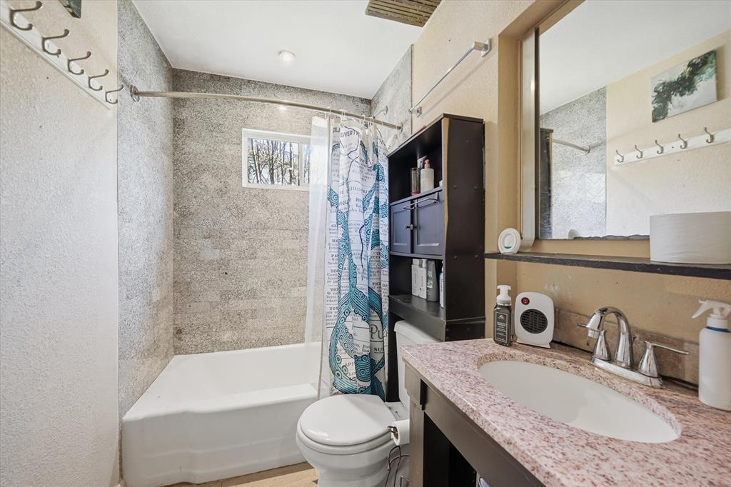 Valwood Park 04 - Residential