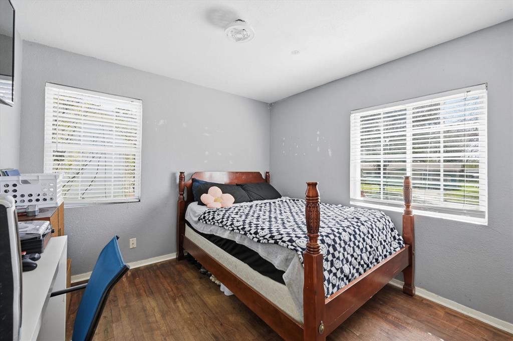 Valwood Park 04 - Residential