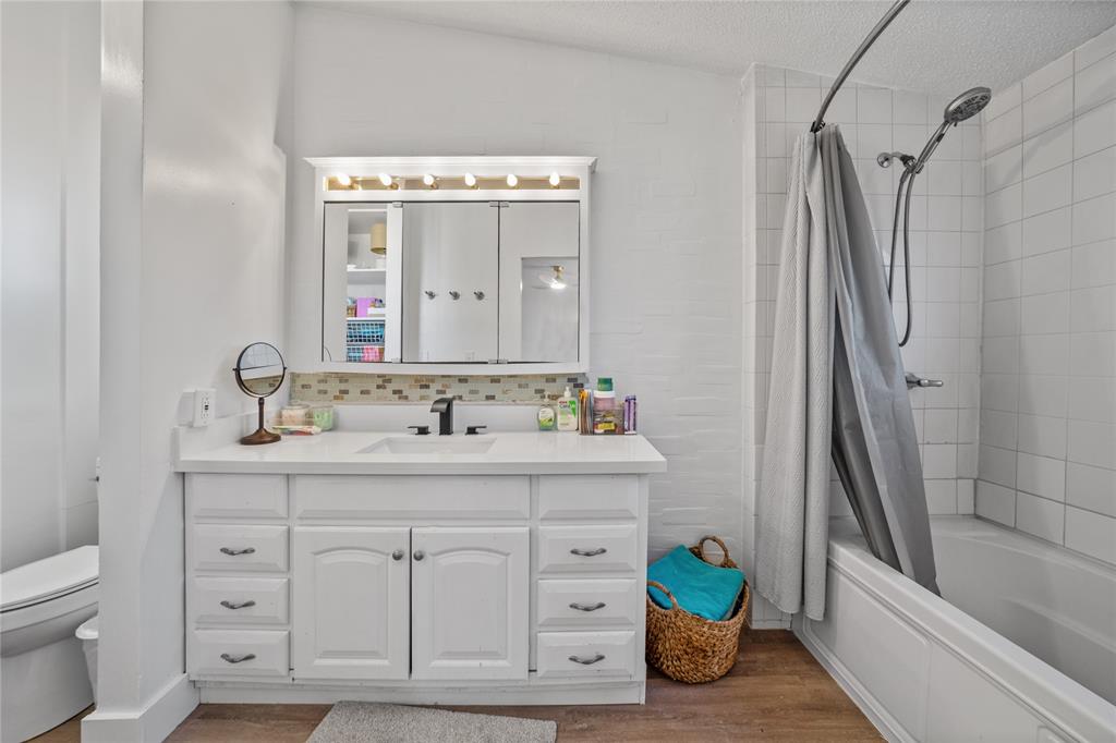 Runaway Bay - Residential