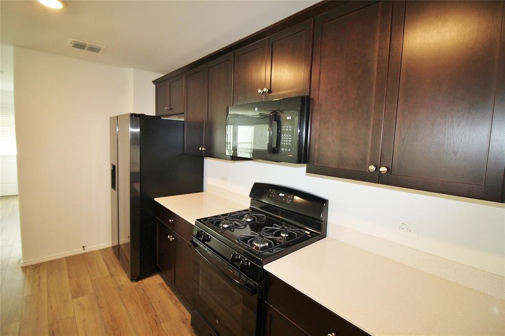 Bluebonnet Estates Ph 1 - Residential Lease