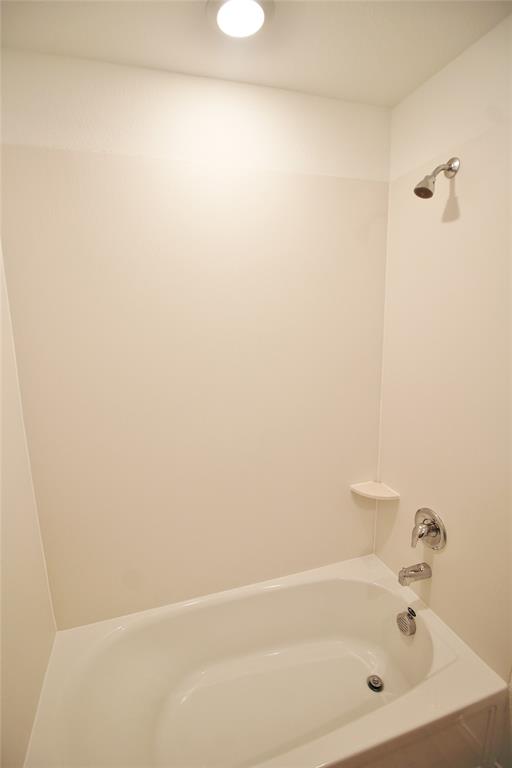 Bluebonnet Estates Ph 1 - Residential Lease