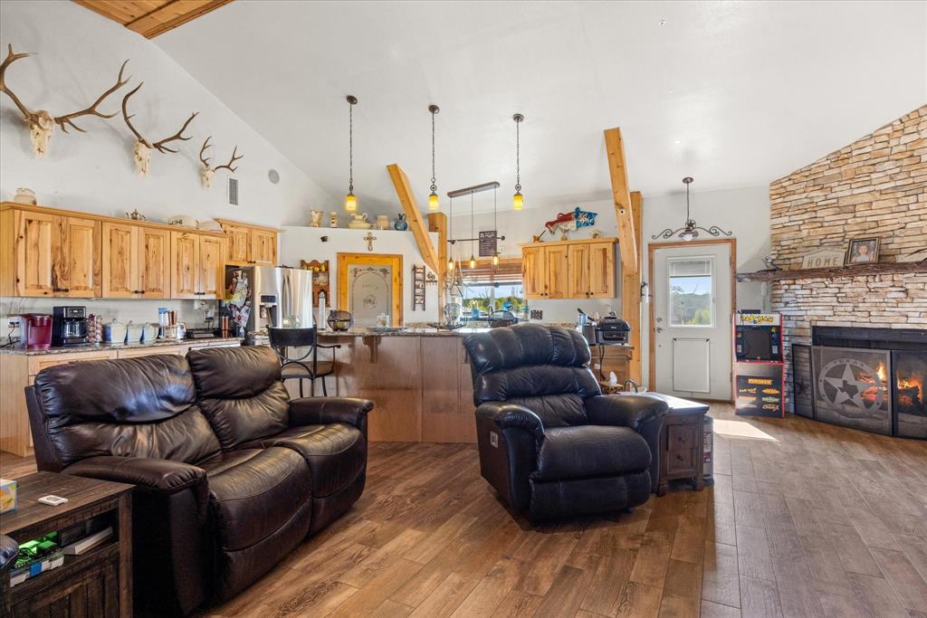 1204 County Road 122