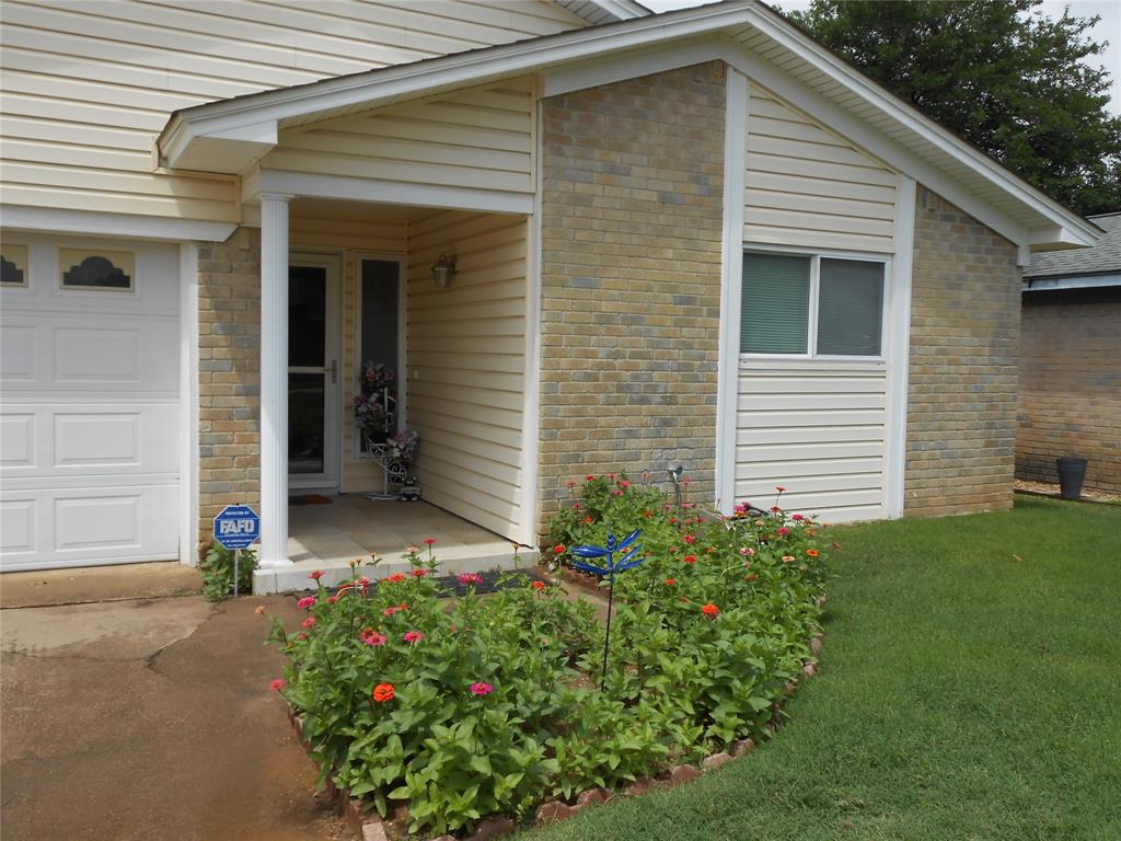 2313 Chandelle Drive