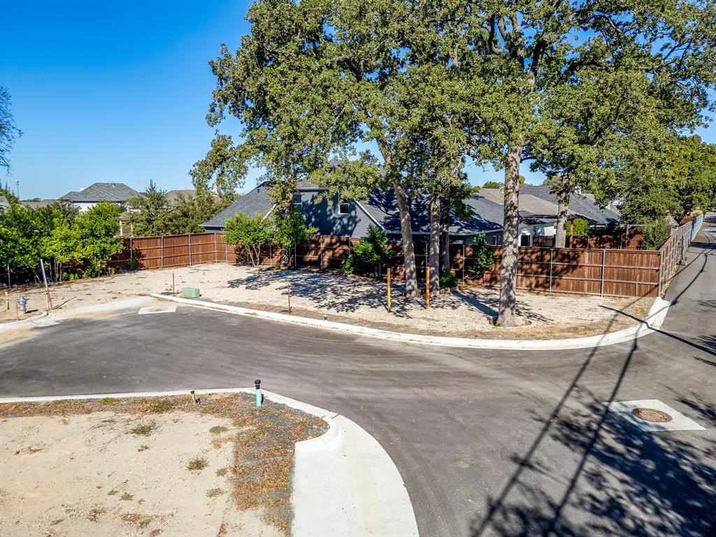 612 Athenia Drive