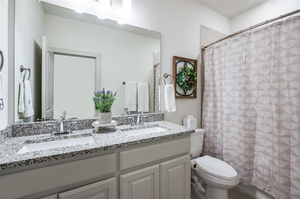 Apples Crossing - Residential