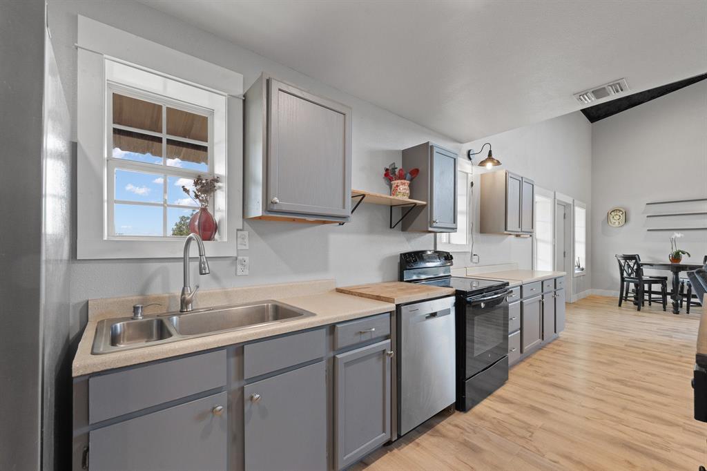 Hills of Homes - Residential