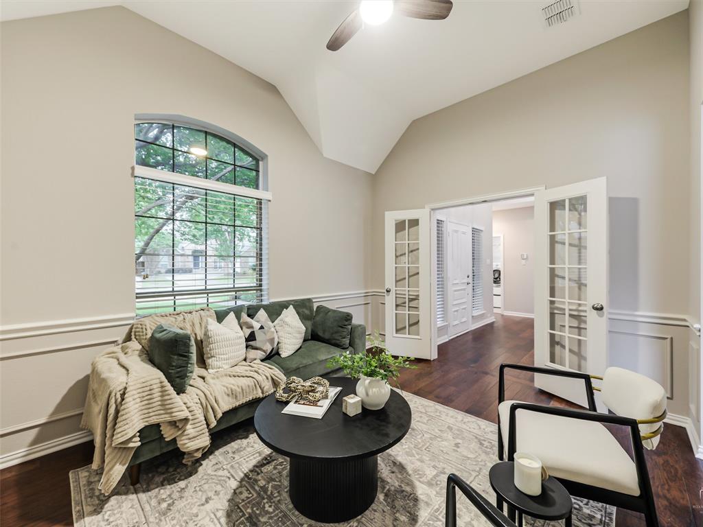 800 Coralberry Drive