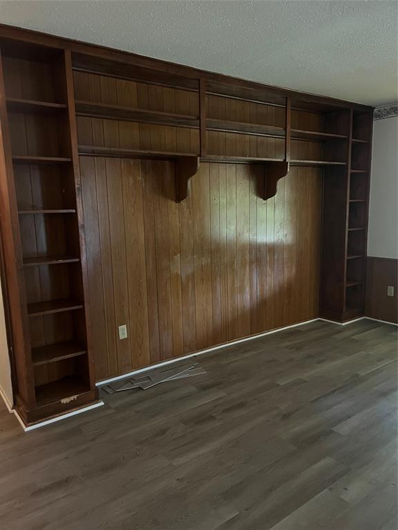 1113 Fenwick Drive