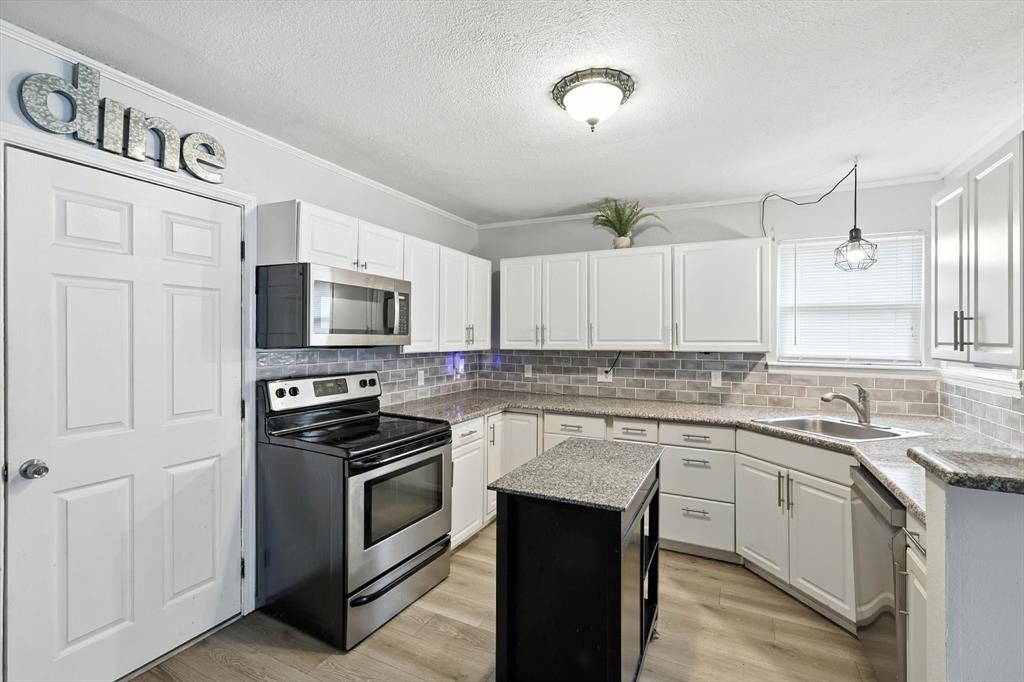 3616 Sheridon Drive