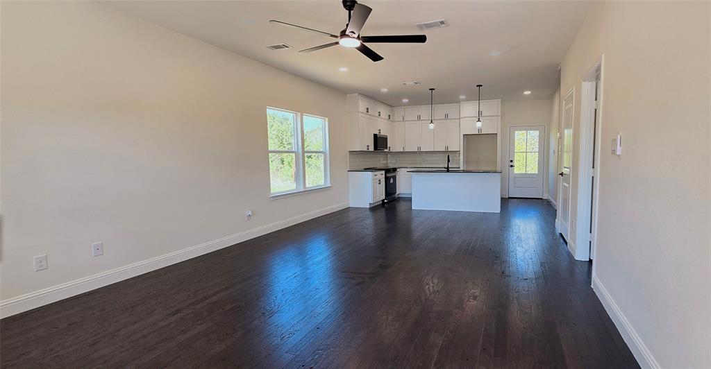 5660 Lone Star Circle