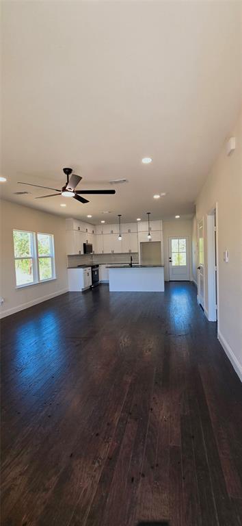 5660 Lone Star Circle