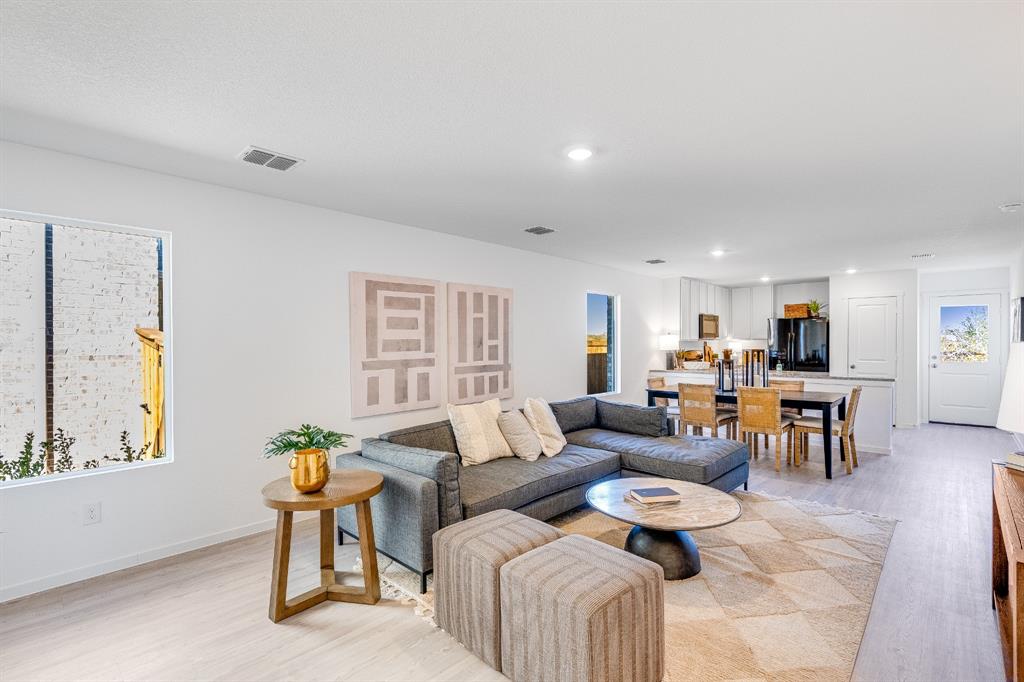 308 Sycamore Place