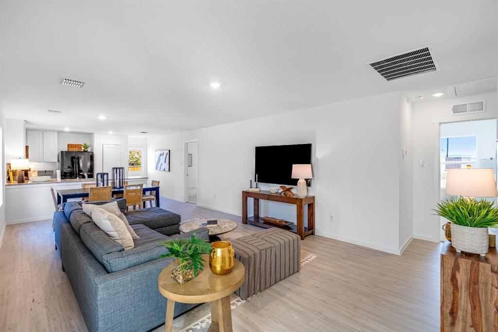 308 Sycamore Place