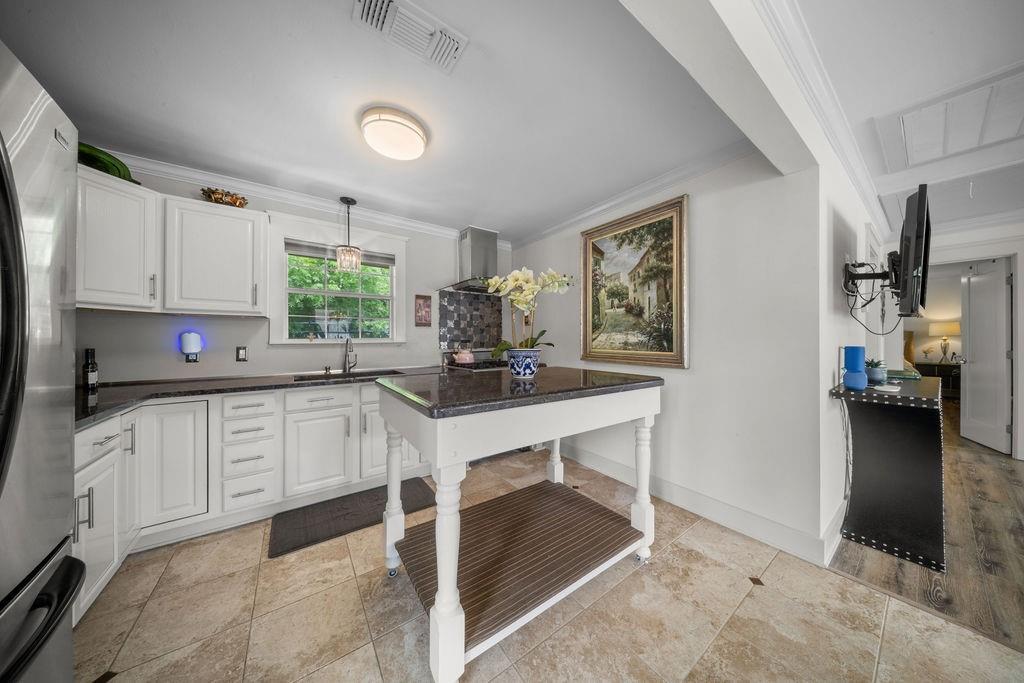 Munger Place - Residential