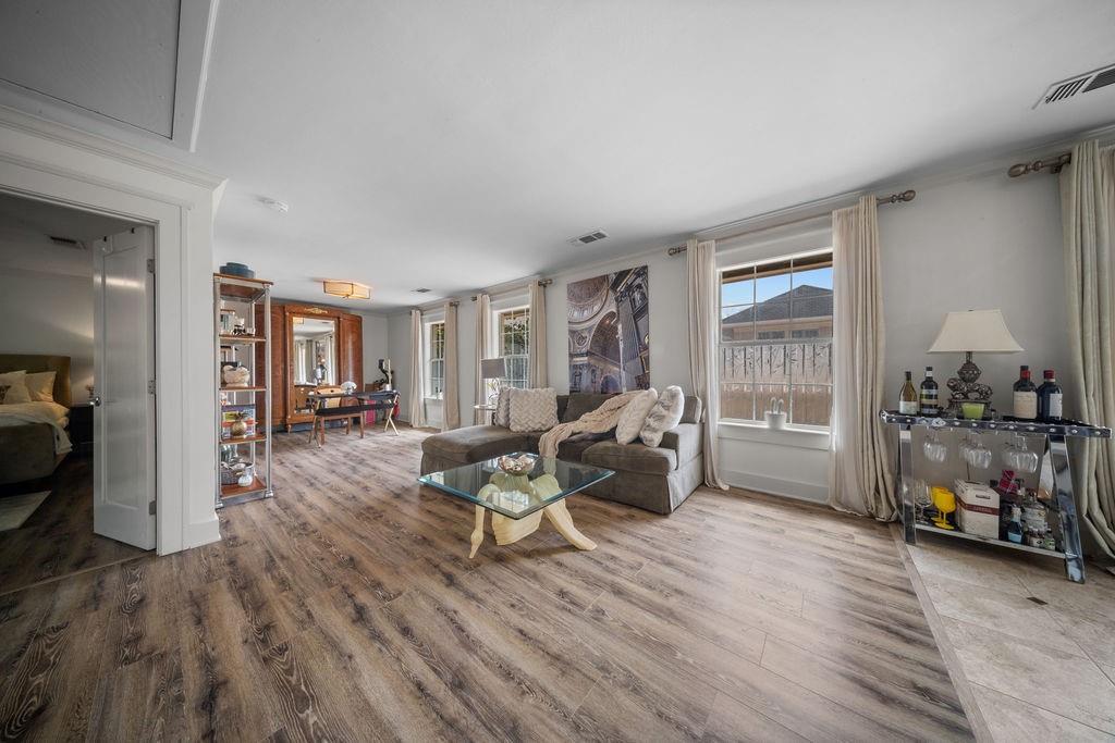 Munger Place - Residential