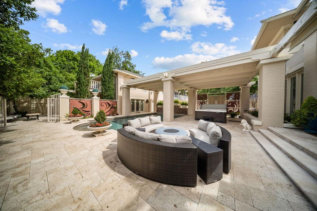 Munger Place - Residential