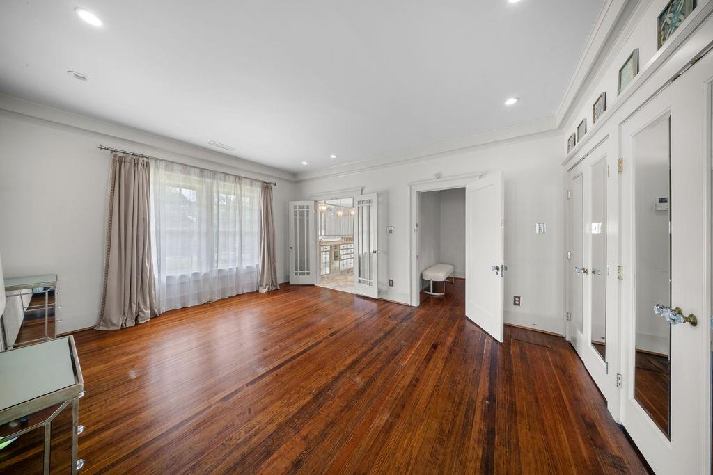 Munger Place - Residential
