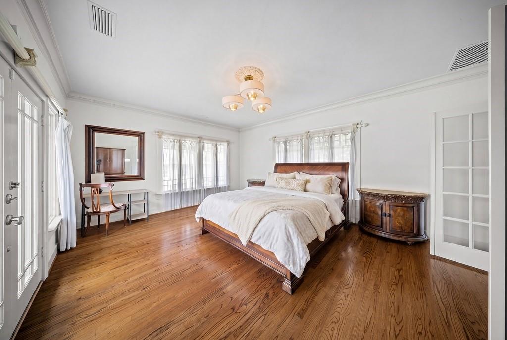 Munger Place - Residential