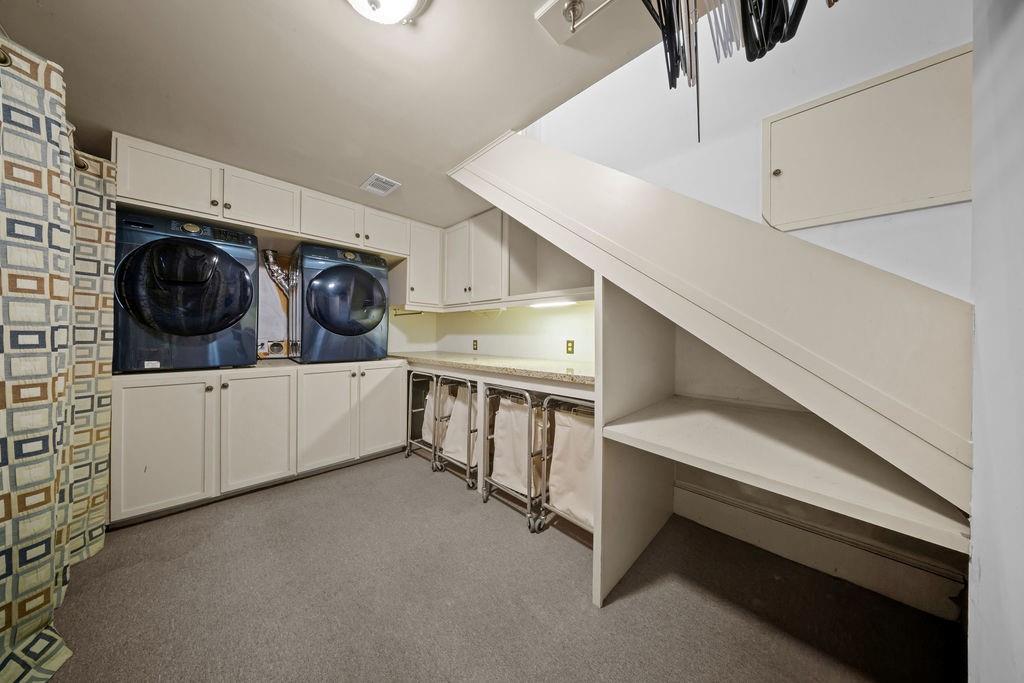 Munger Place - Residential