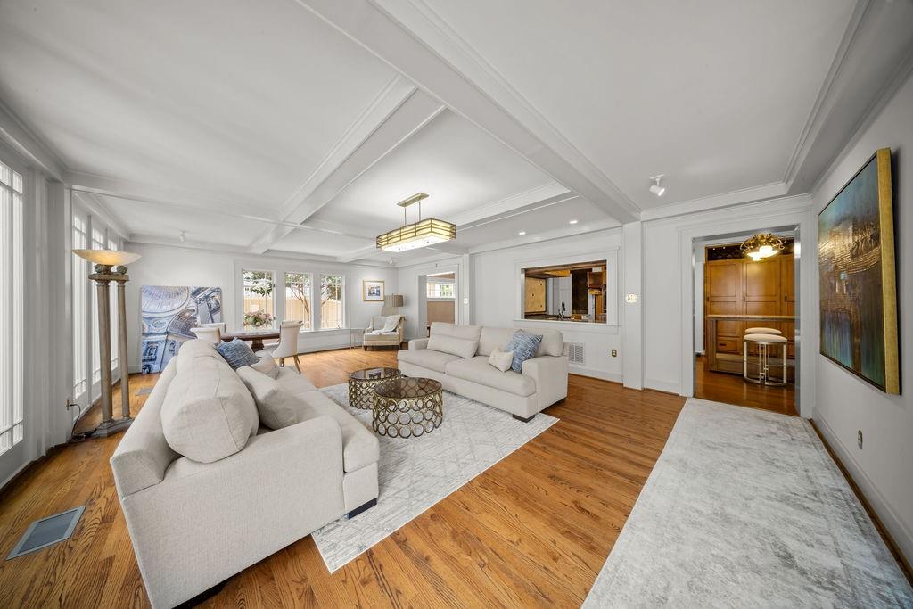 Munger Place - Residential
