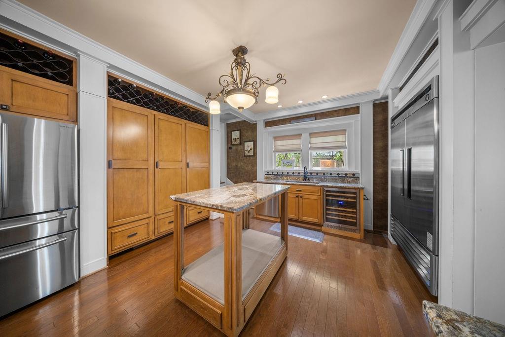 Munger Place - Residential