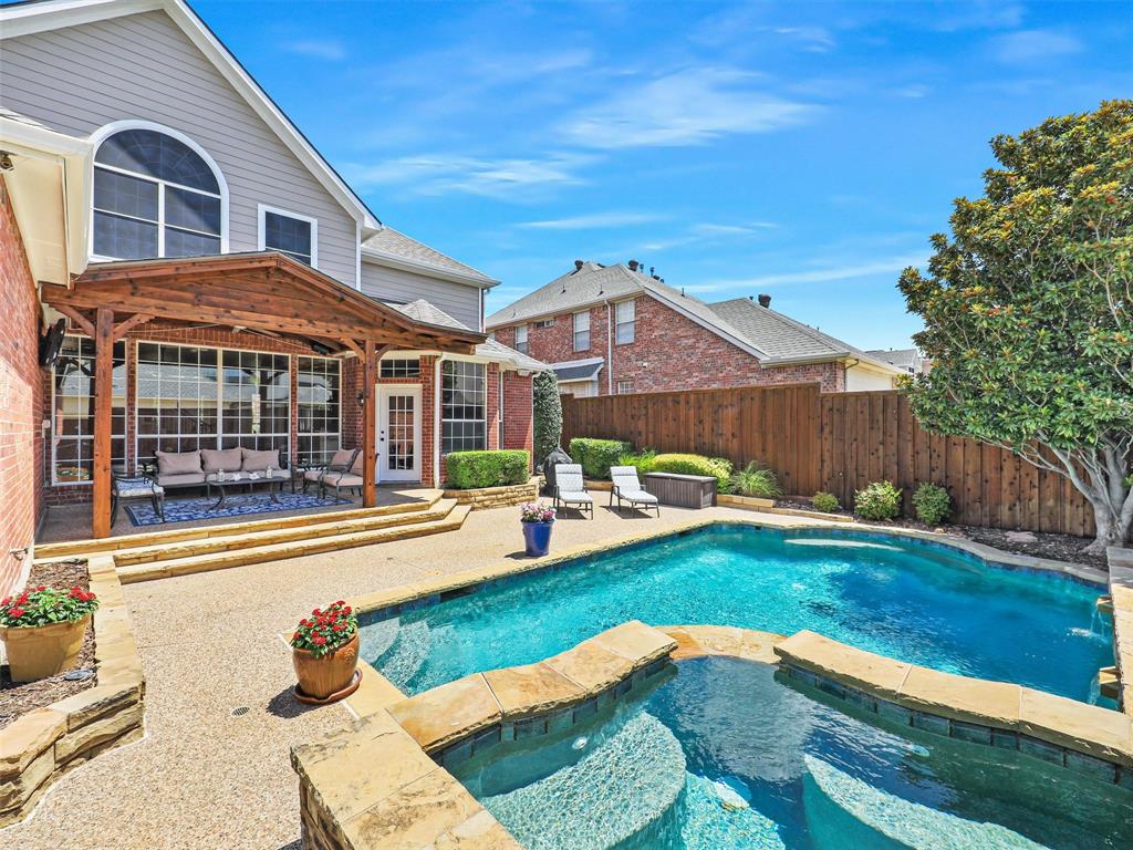 3824 Lakedale Drive