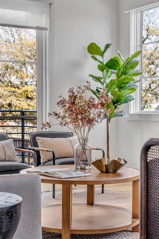 Lakeside - Residential