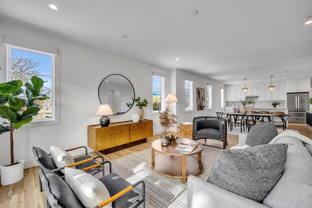 Lakeside - Residential