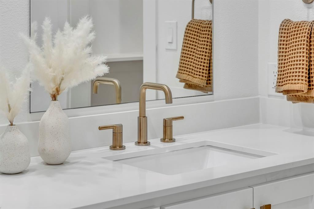 Lakeside - Residential