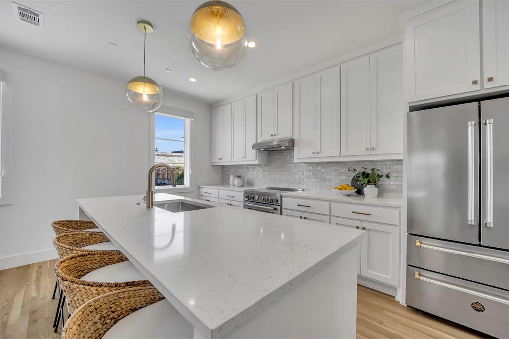 Lakeside - Residential