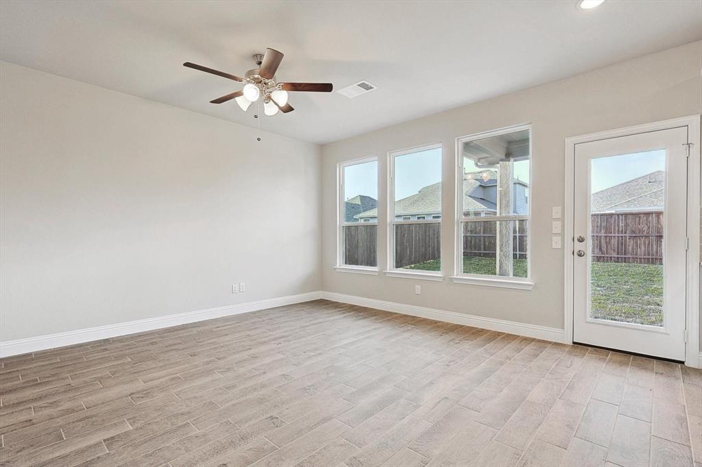 Venetian At Weston, Ph 1 - Residential Lease