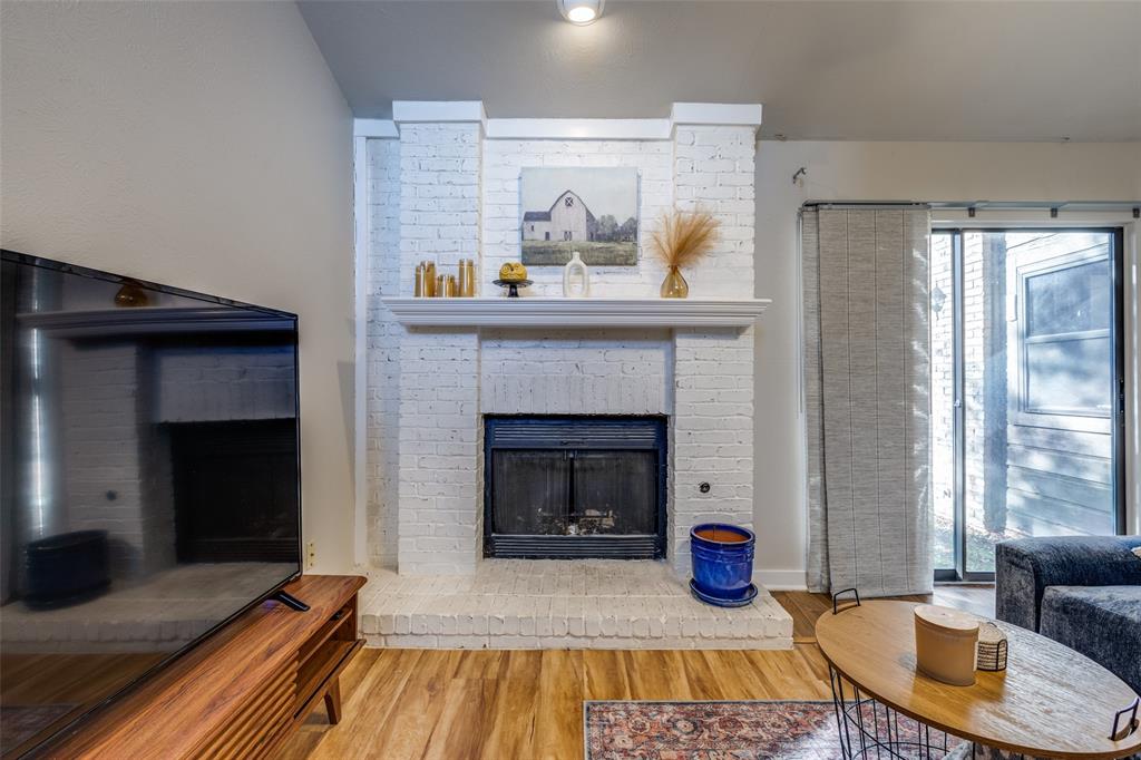 Collin Greene Condo - Residential