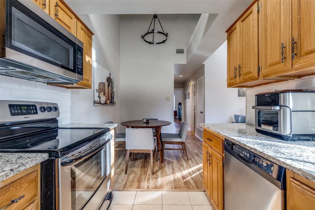 Collin Greene Condo - Residential