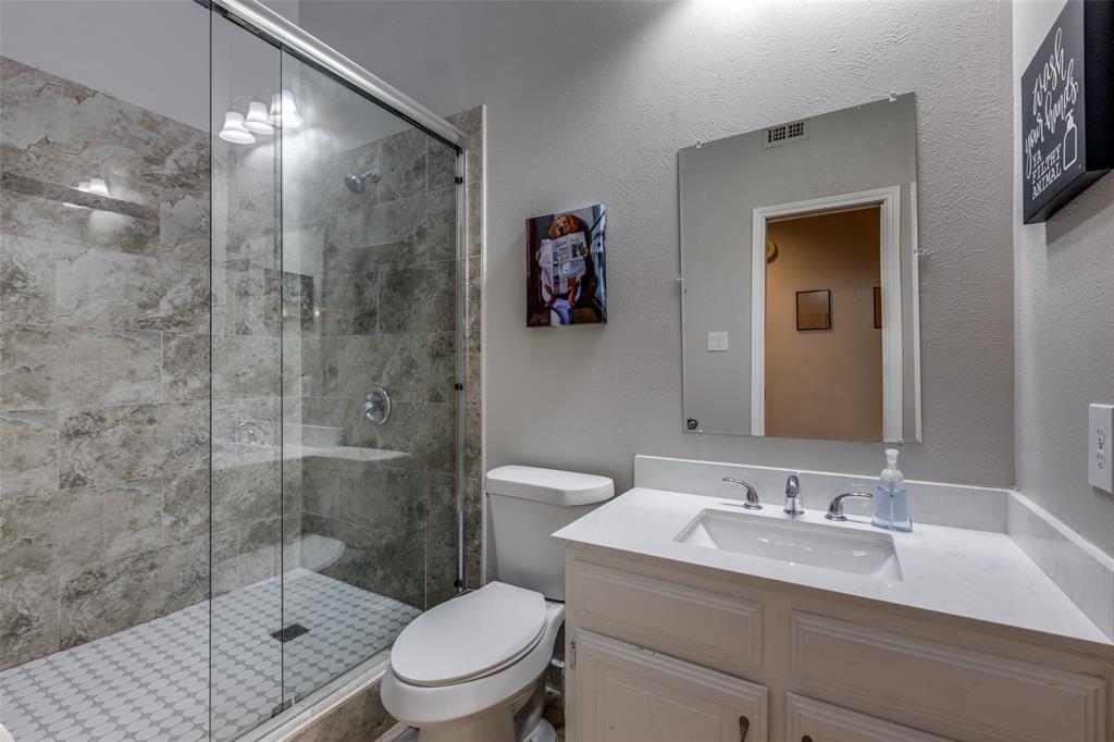 Collin Greene Condo - Residential