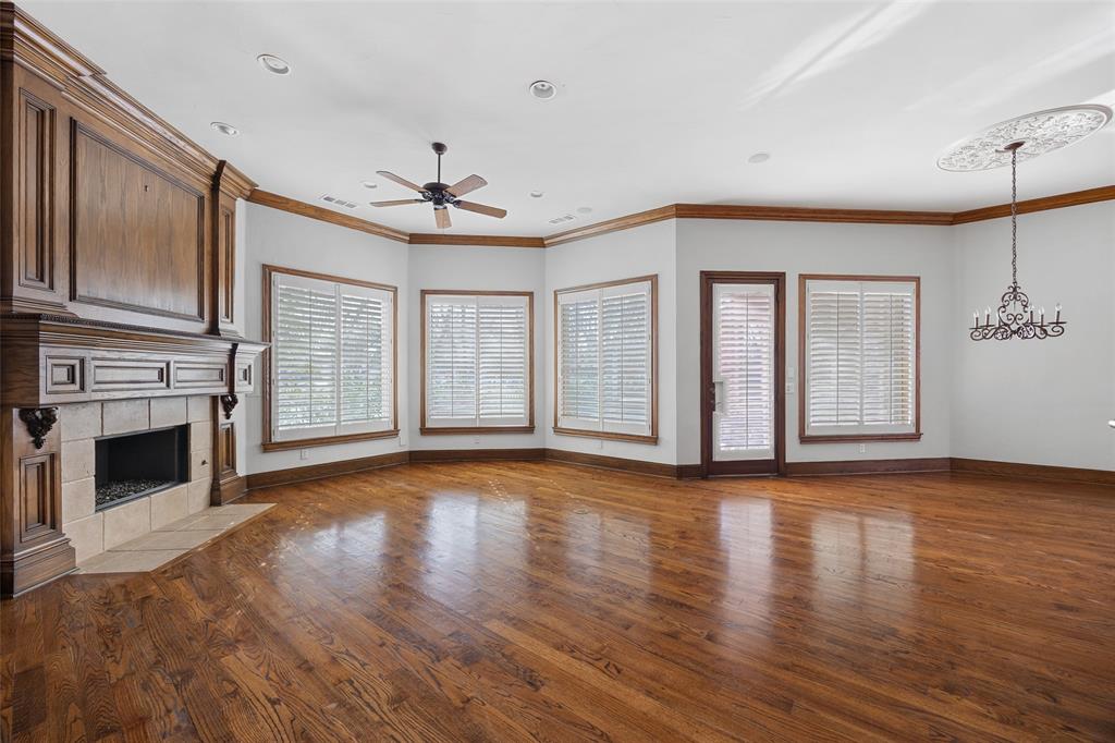 LAKESIDE ON PRESTON - Residential