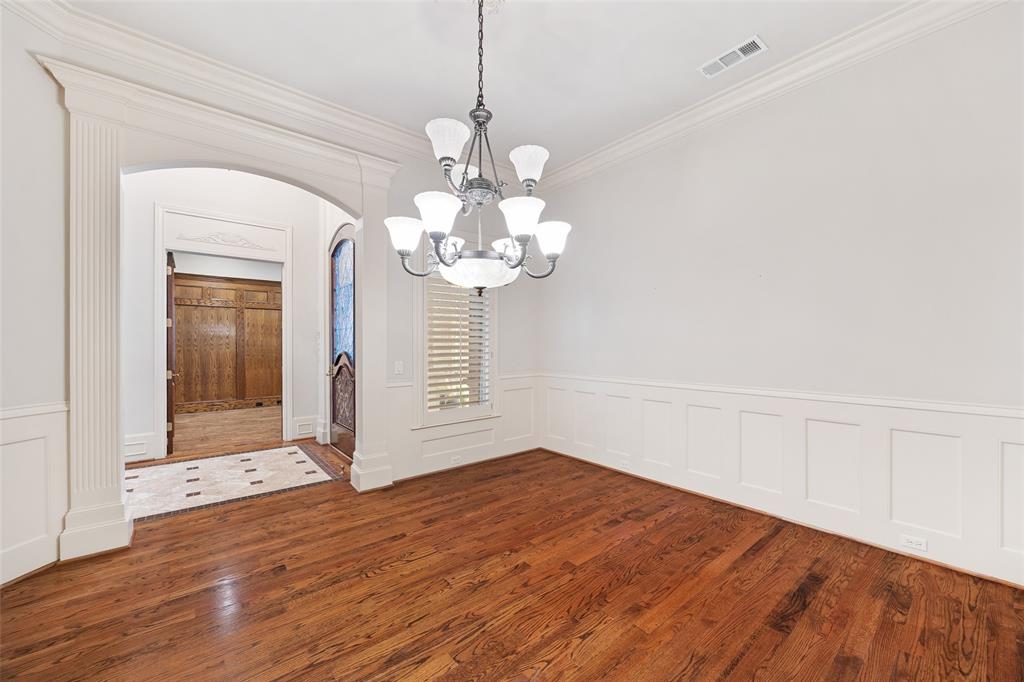 LAKESIDE ON PRESTON - Residential