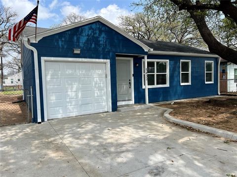 5432 Thomas Lane River Oaks TX 76114