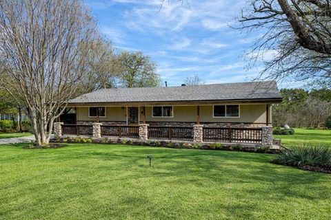 334 Live Oak Loop Whitney TX 76692