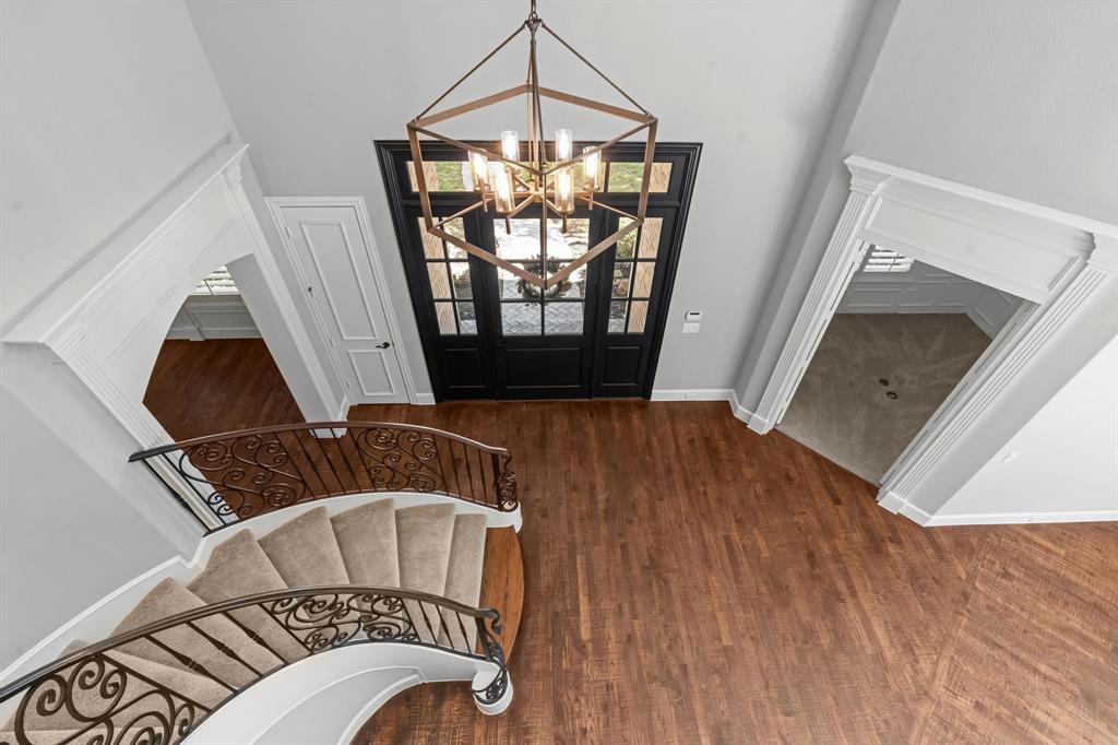 5193 Iroquois Drive