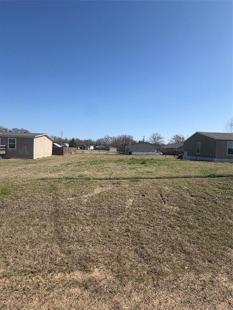 Lot 221 Section H Geronimo Quitman TX 75783