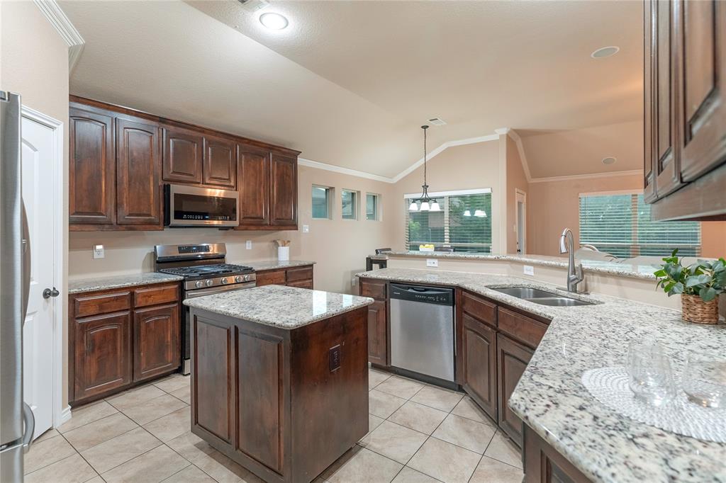 404 Brookhollow Lane