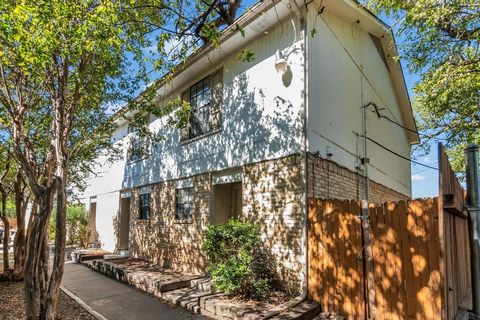 Photo of 2903 Sappington Place, Fort Worth, TX 76116 (MLS # 21094209)