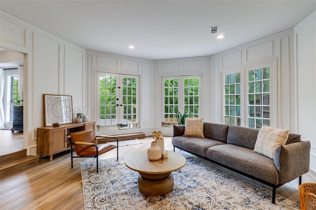 9122 Cochran Heights Drive