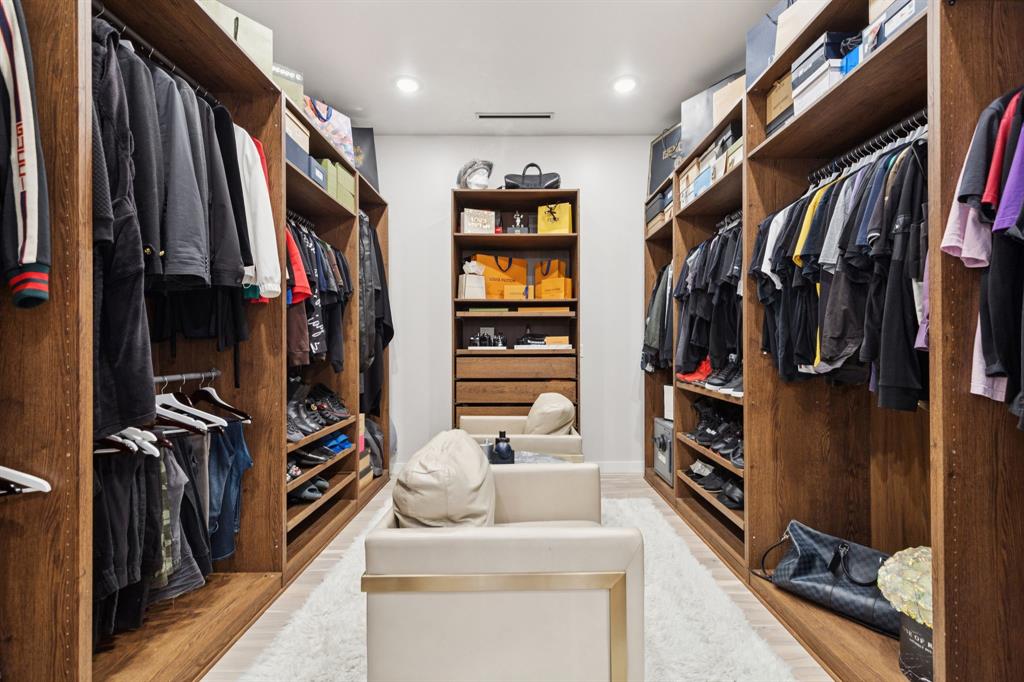 Walnut Woods Add - Residential