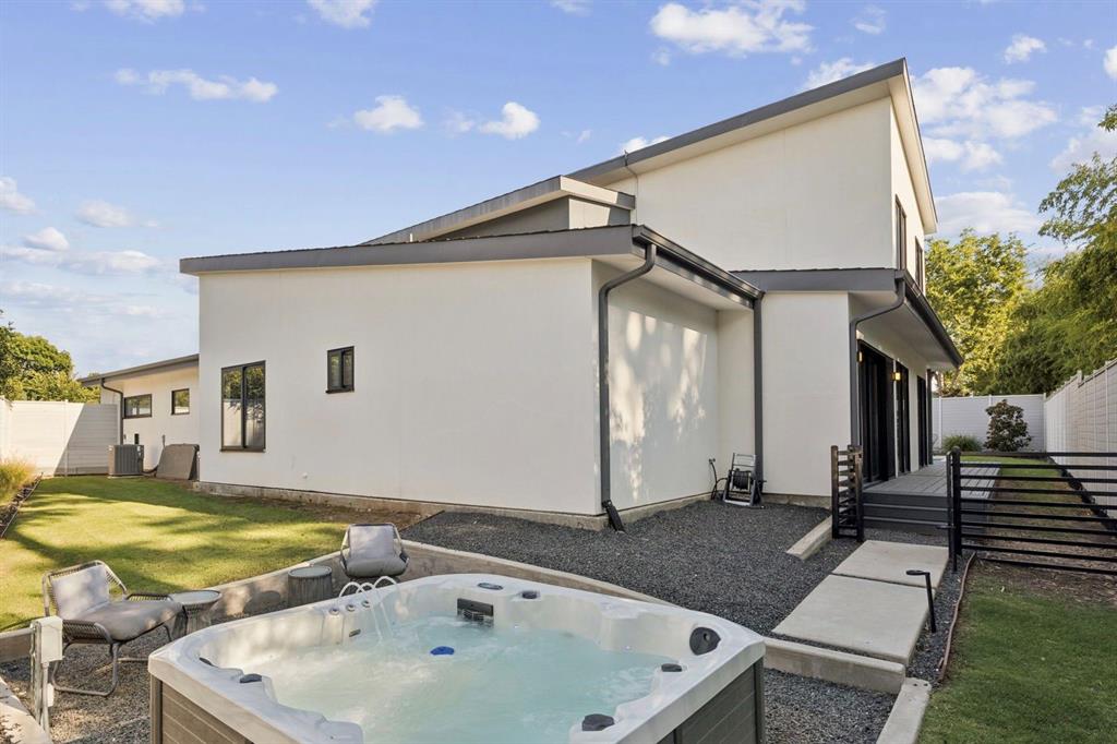 Walnut Woods Add - Residential