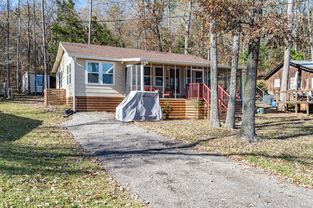 Lake Frankston - Residential